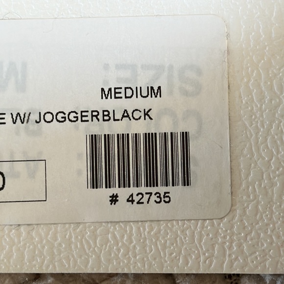 Matching set - Picture 4 of 5